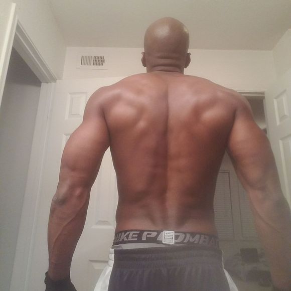 Meet your Posher, Ade - Picture 1 of 1